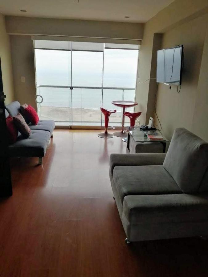 Beachfront Condo San Miguel Lima Bagian luar foto